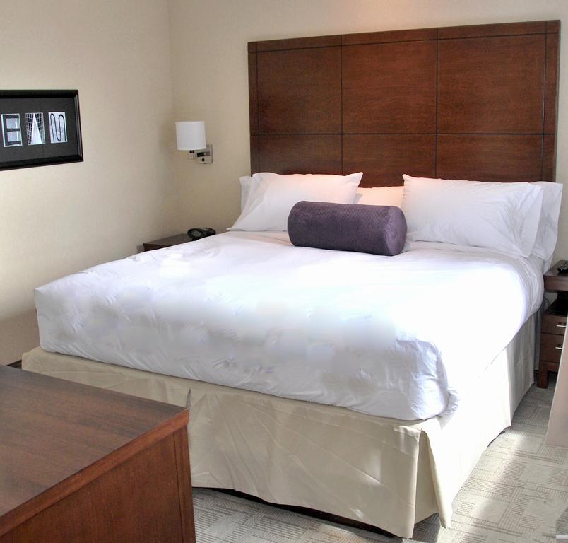 Days Inn By Wyndham Regina Airport West Eksteriør bilde